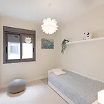 Valle Niza 2 Apartment *